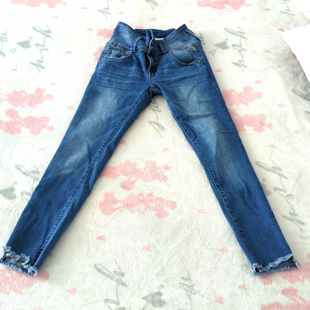 ✨2 for $25✨  Booty lifting jeans